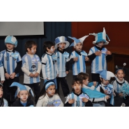 Los más pequeños celebraron el DIA DE LA BANDERA